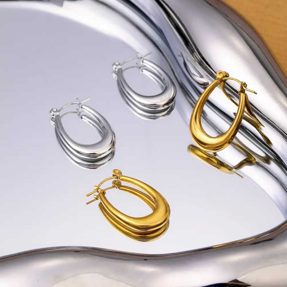 1 Pair Minimalist Commute Style U Shape Stainless Steel 18K Gold Plated Women's Hoop Earrings 